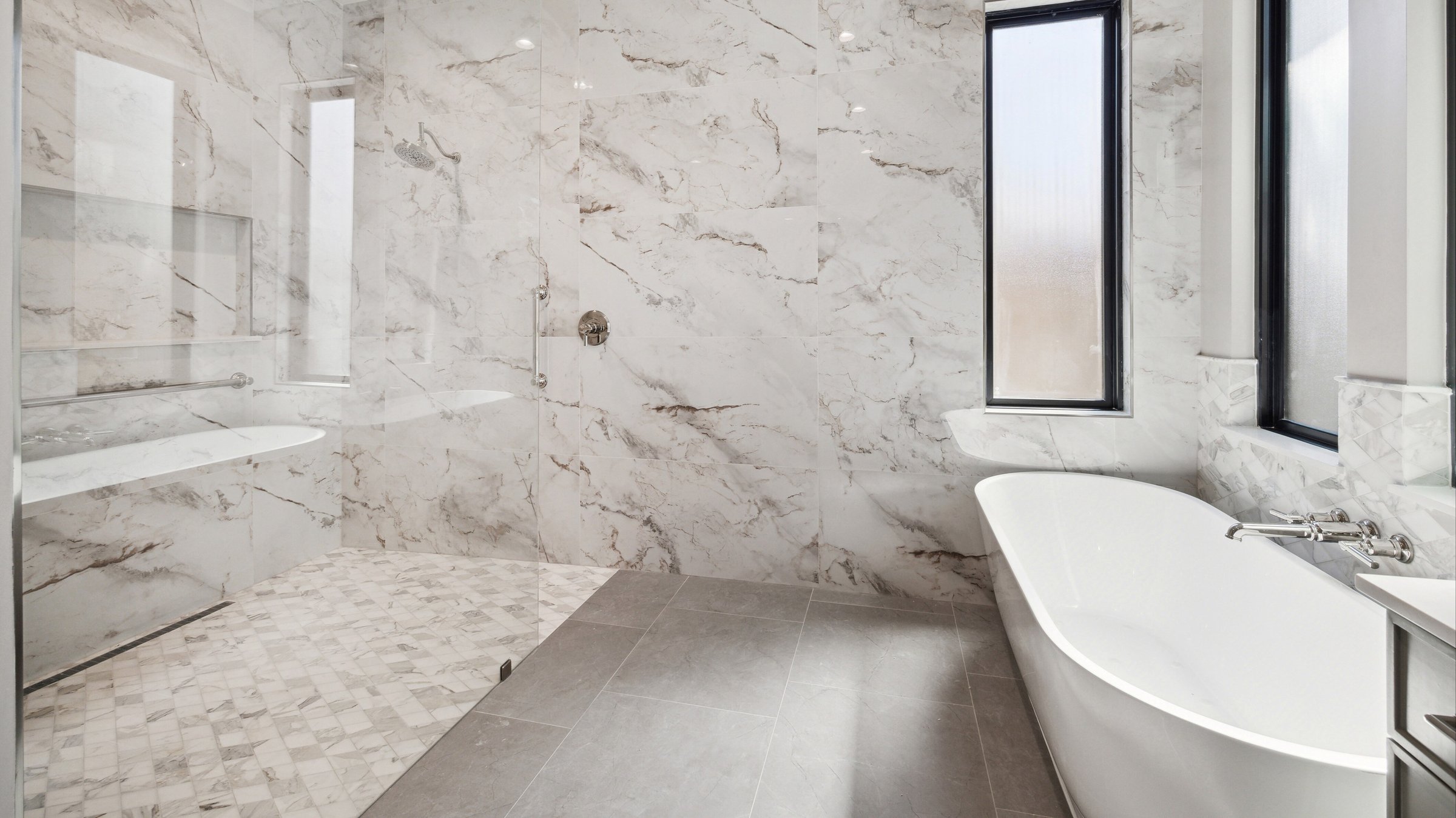 8 Luxury Bathroom Features for Your Custom Home